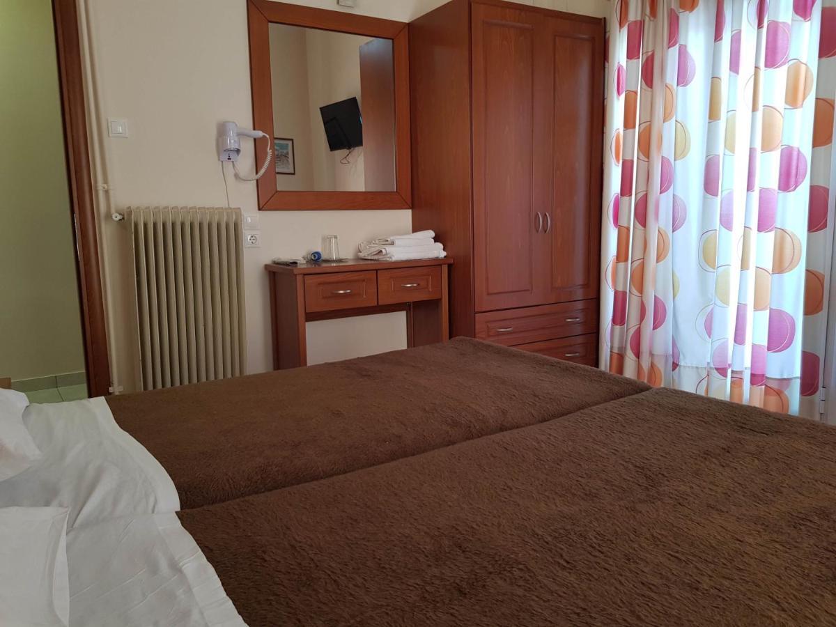 Hotel Ionion Kastro-Kyllini Esterno foto